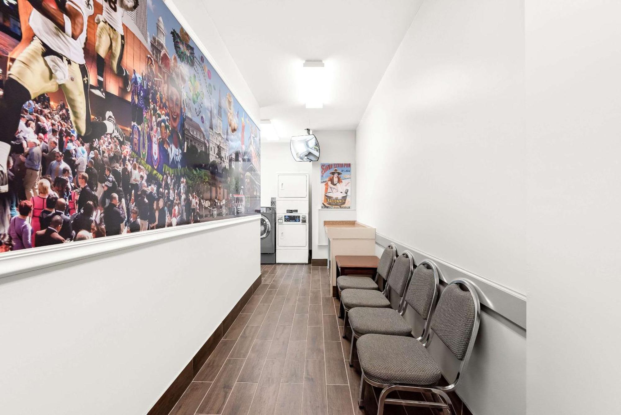 Comfort Suites New Orleans East Eksteriør billede
