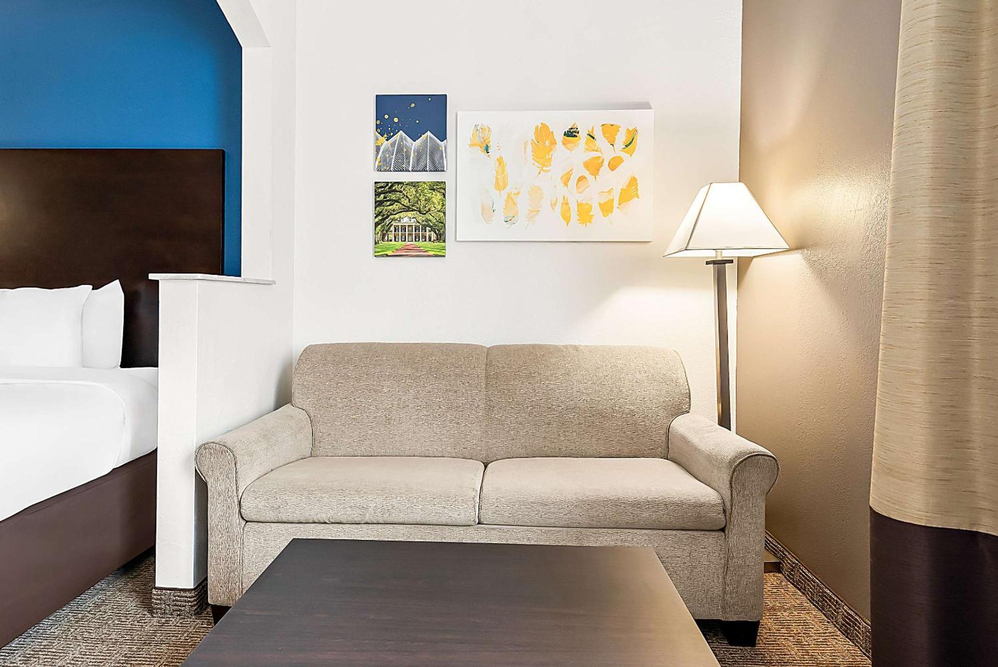Comfort Suites New Orleans East Eksteriør billede