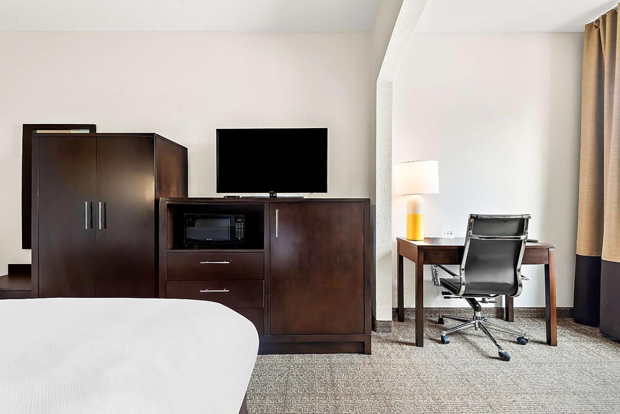 Comfort Suites New Orleans East Eksteriør billede