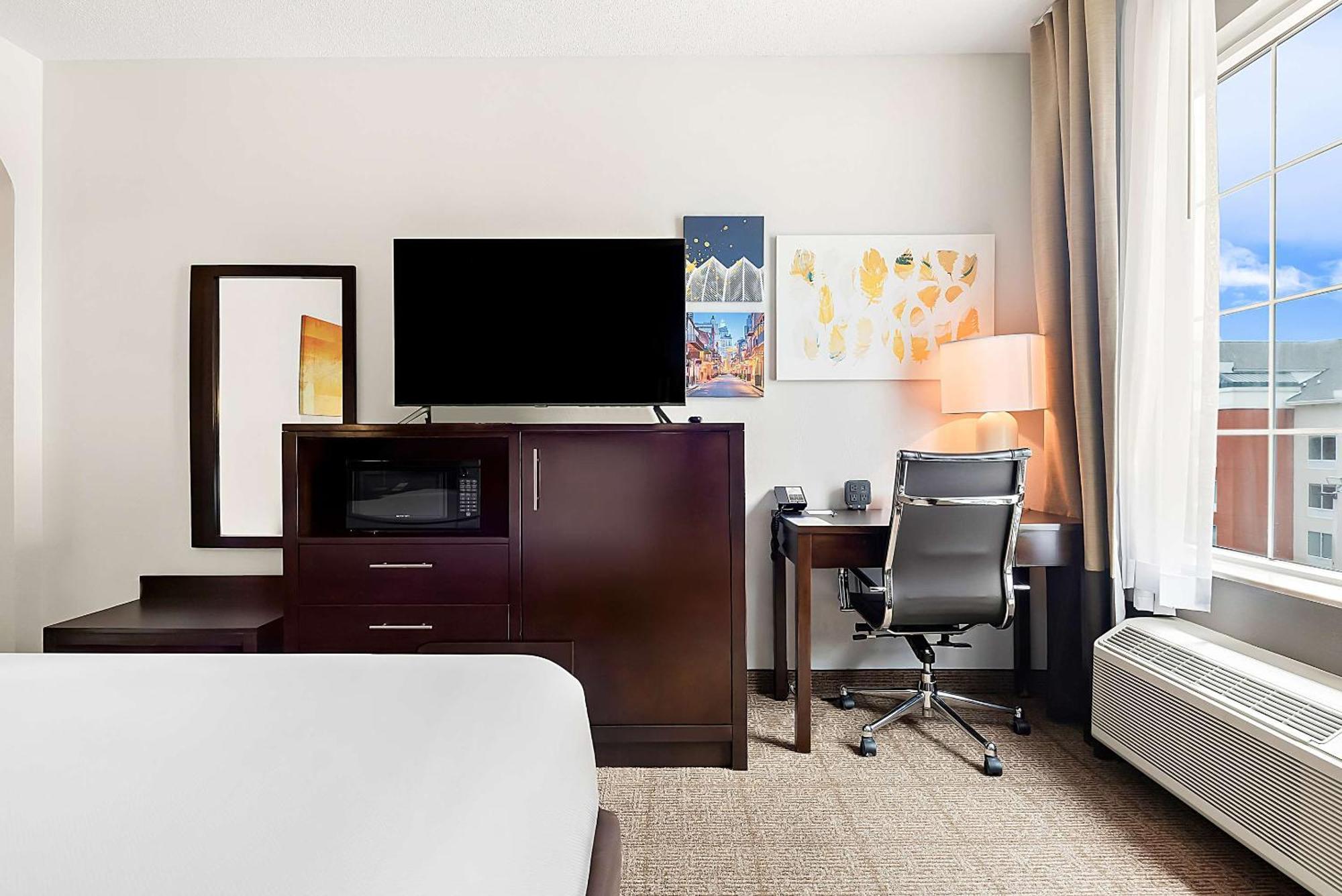 Comfort Suites New Orleans East Eksteriør billede