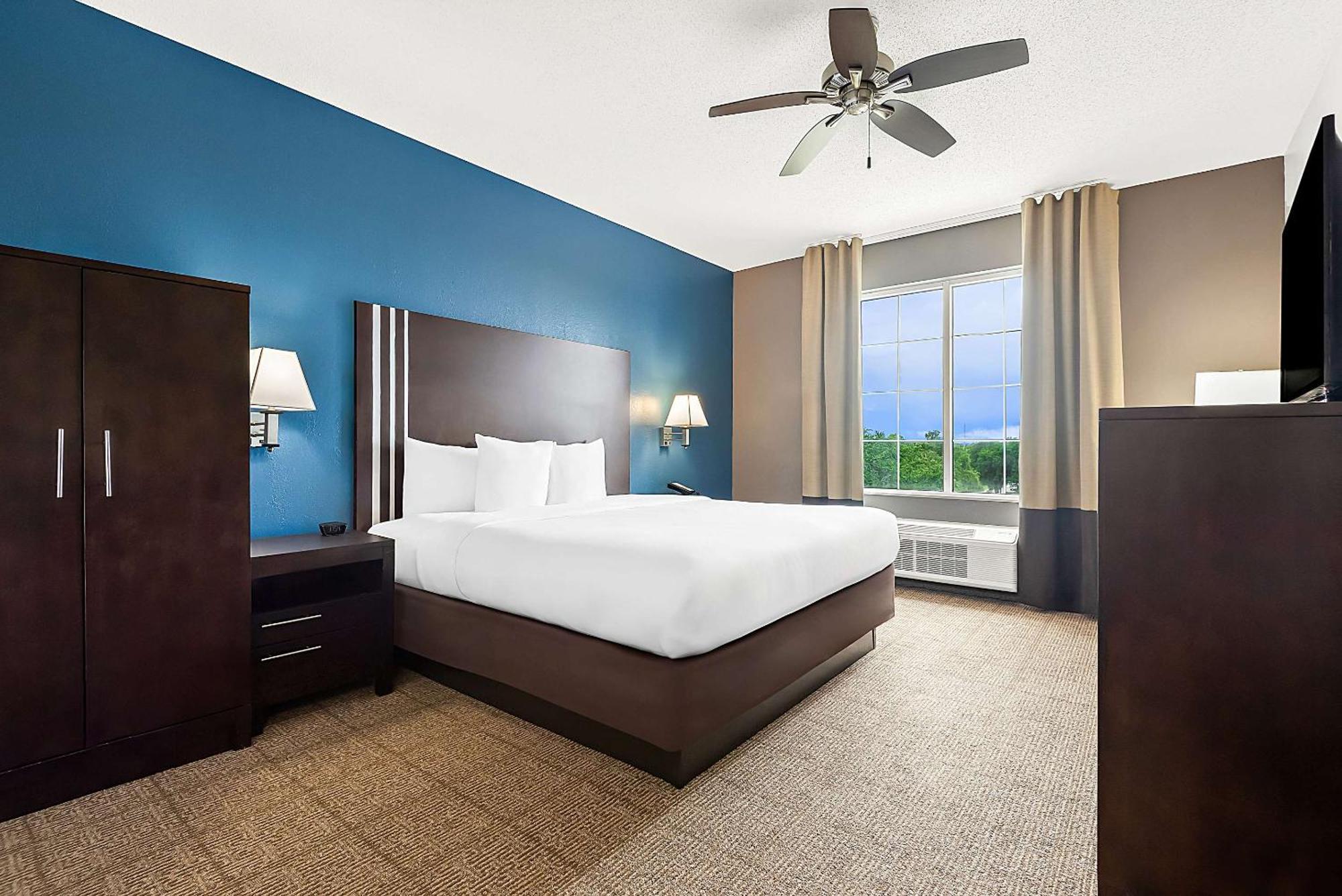 Comfort Suites New Orleans East Eksteriør billede